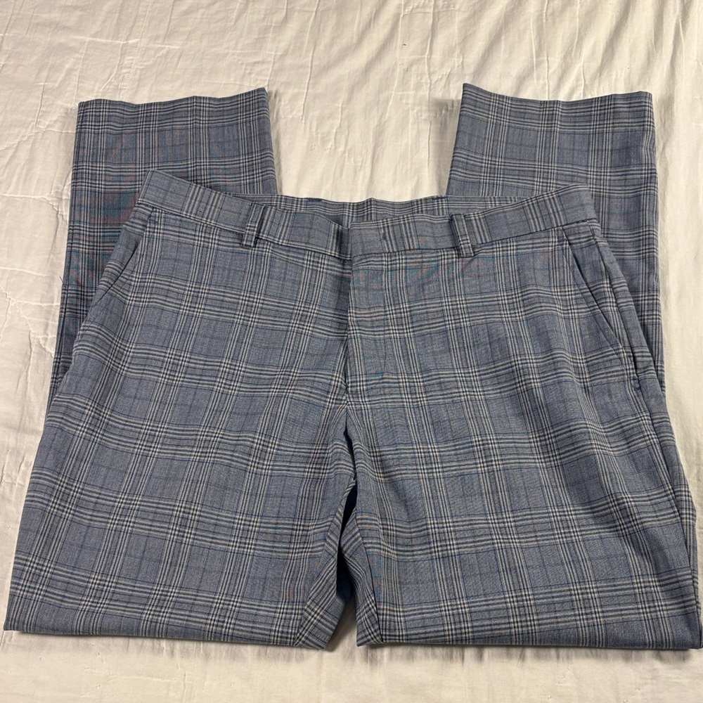 Tommy Hilfiger Men's 33x30 Blue Plaid TH Flex Modern Fit Stretch Dress Pants